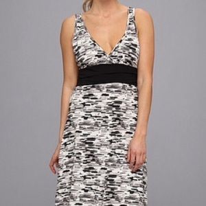 Patagonia Margot dress. blk/gray/white L
